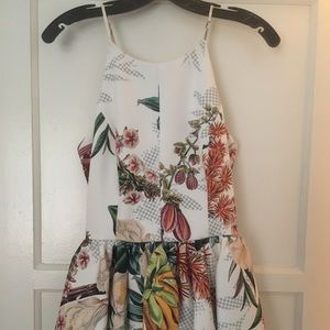 Gorgeous floral strappy top
